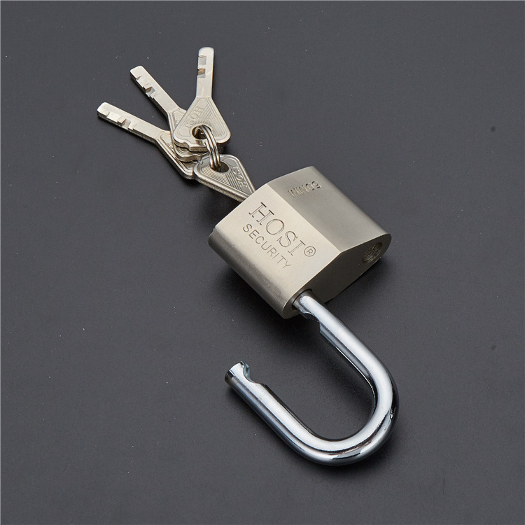 Wholesale Cheap Good Product HOSI Lock 304 Electroplated Iron Padlock   with Vane Keys Size 40-70mm Cadeado Plastic Package