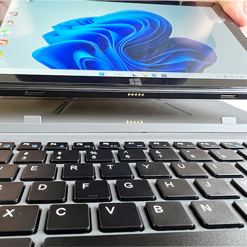 OEM Cost-effective 10.1 Inch Laptop PC 16GB RAM Windows 2 in 1 tablet computer with docking keyboard W101