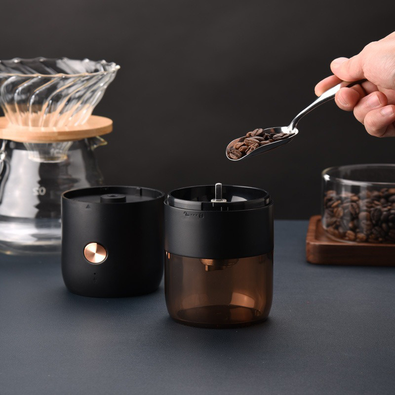 Portable USB Rechargeable Electric Coffee Maker Mini Food Grade Ceramic Burr Coffee Bean Grinder Plastic Portable Electric