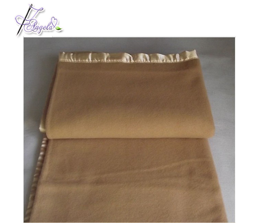 factory wholesale 50% wool / 50% acrylic camel hotel blanket wool acrylic blended blankets for hotels