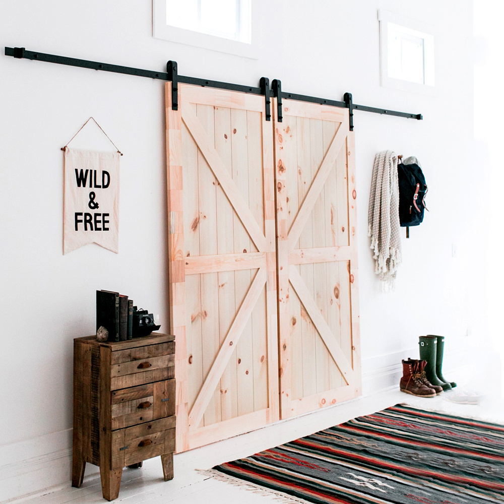 Pretty wood Modern Interior Solid Wooden Sliding Barn Door With Steel Hardware Set