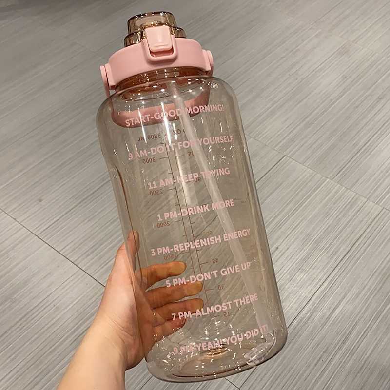 Custom Food Grade 2l Half Gallon Fitness Gym Sports Clear Plastic Motivational Water Bottle with Time Marker and Straw