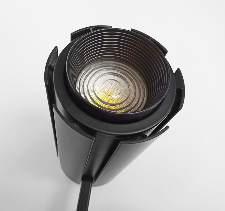 Lotus shell COB 20W 30W  Focus Adjust White Black Indoor Led Track Lighting Housing Decorative LED Track Light