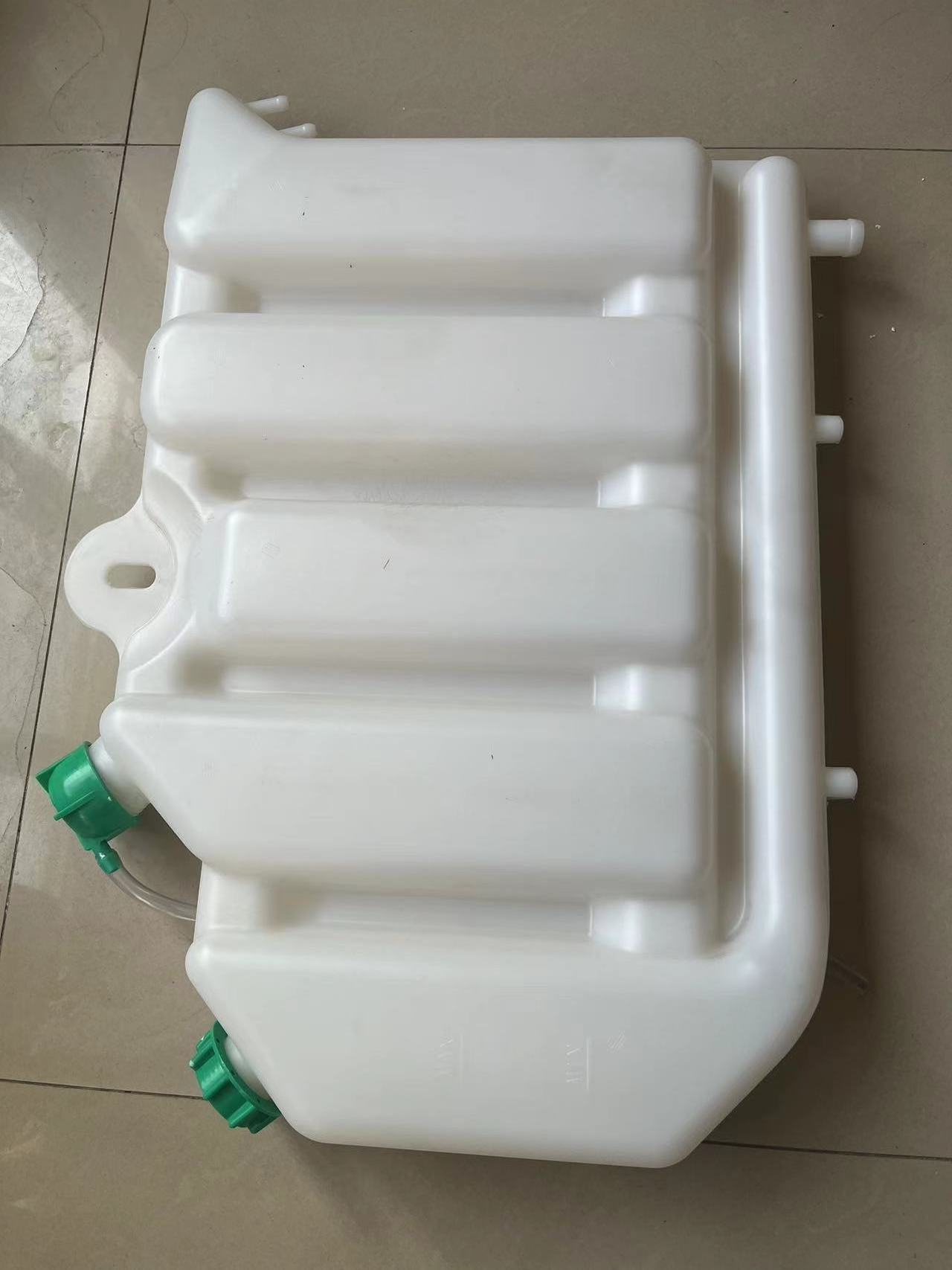 wg9632530333 SINOTRUK parts HOWO spare parts expansion tank