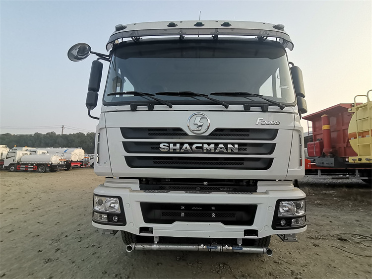 Popular SHACMAN 6X4 6X6 Water Bowser 20000 liter Water tank truck ex factory price