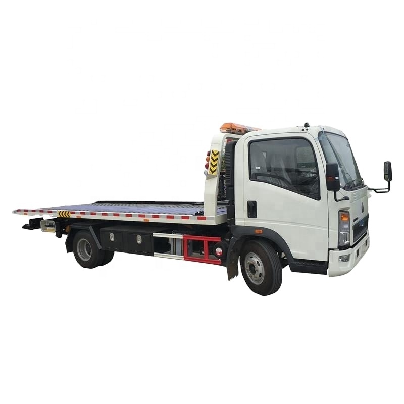 HOWO 4x2 New condition flat bed wrecker towing truck