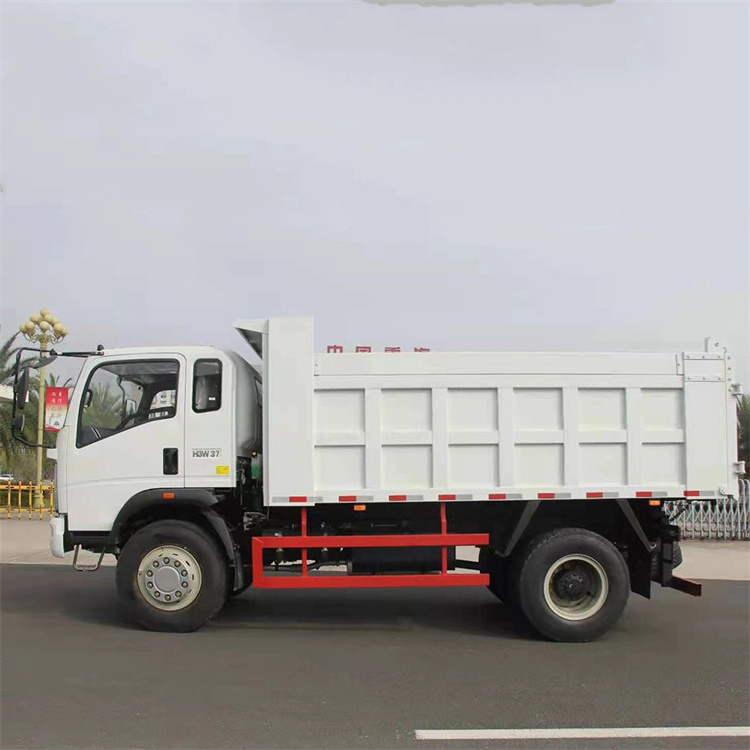 Sinotruk mini truck  tipper 4*2 dump truck Howo dump truck for sale