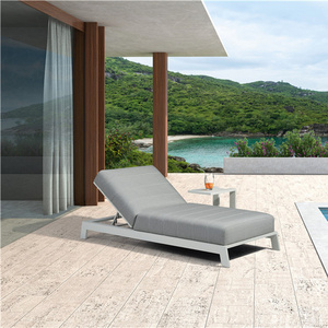 Modern Design Garden Furniture Modern Style Poolside Sun Lounger Chair Lying Bed With Coffee Table