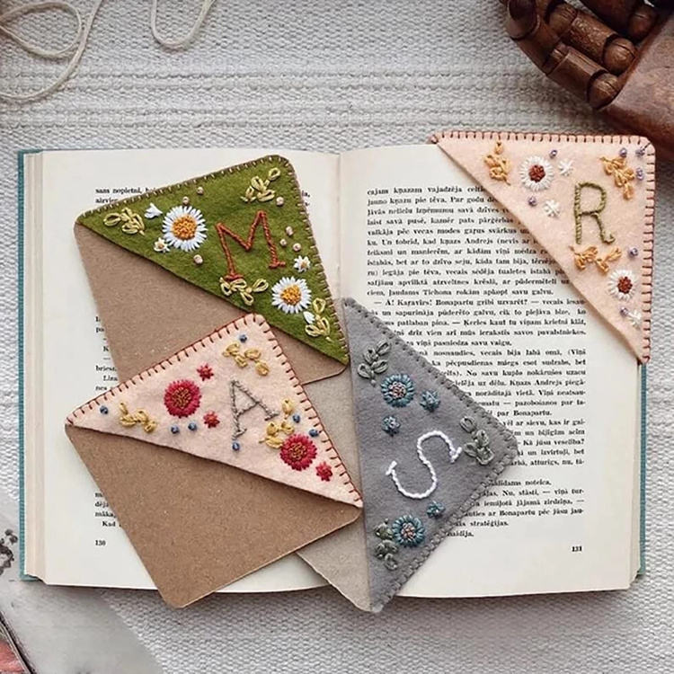 educational toy HOYE CRAFTS Reading Accessories Flower Alphabet Bookmark four season corner bookmark