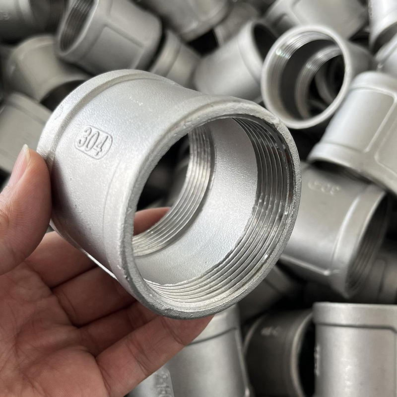 Plumbing Threaded T Pipe Fitting ss304 Stainless Steel Pipe Fittings Flex  BPS NPT Union Conical Union