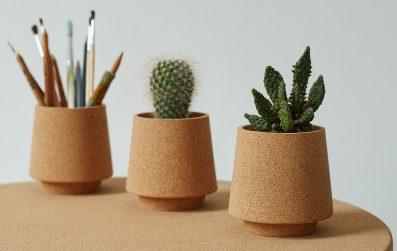 HOT SALE Creative cork pen pot cork desk holder with customized size and logo pen stand cork plant