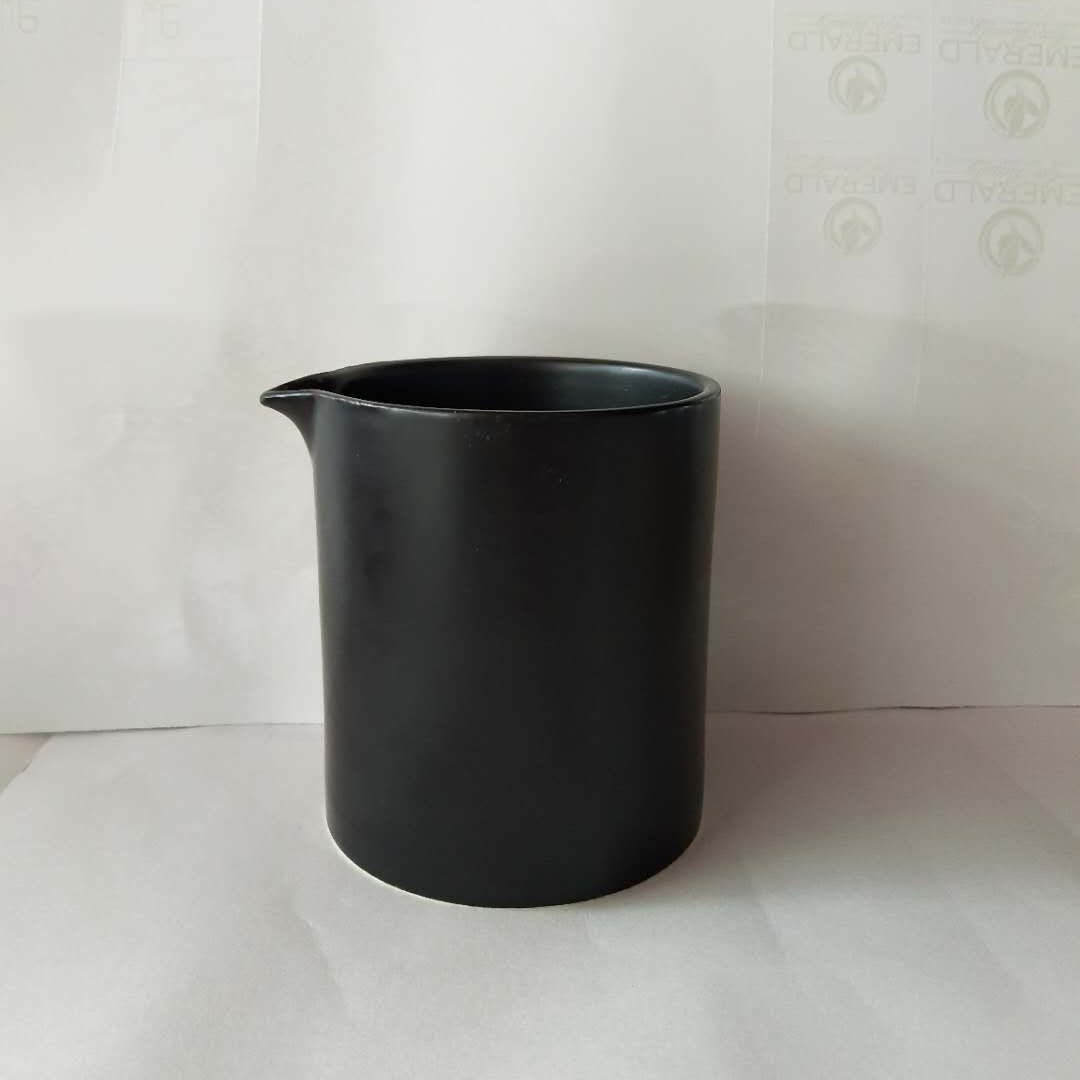 Black Cylinder Shape Ceramic Candle Jars with Spout