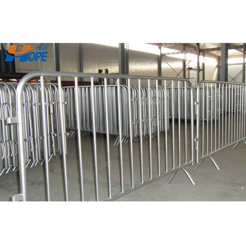 Customized metal crowd control barrier / portable barricades / Temporary Fence