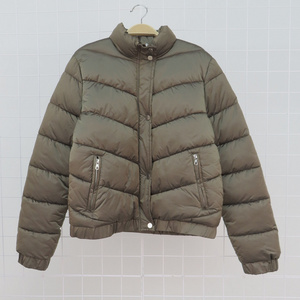 HPP STOCK Wholesale existencias de prendas de vestir Ladies Stock Clothing Whole Cancled Garments Stocks Lady's puffer jacket