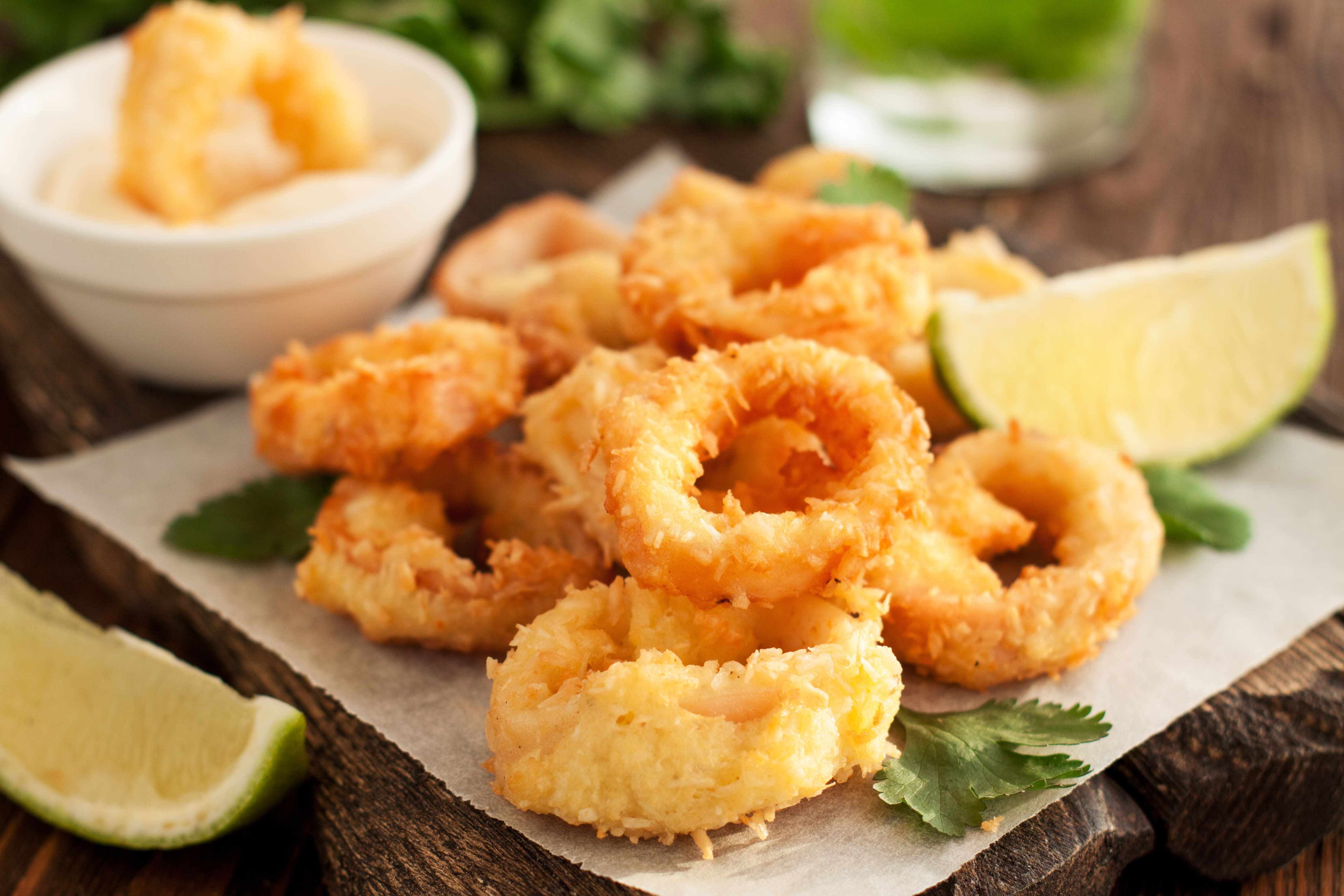 IQF Vietnam Product Frozen squid ring Fresh Seafood Delicious Flavour Bulk Packaging Standard