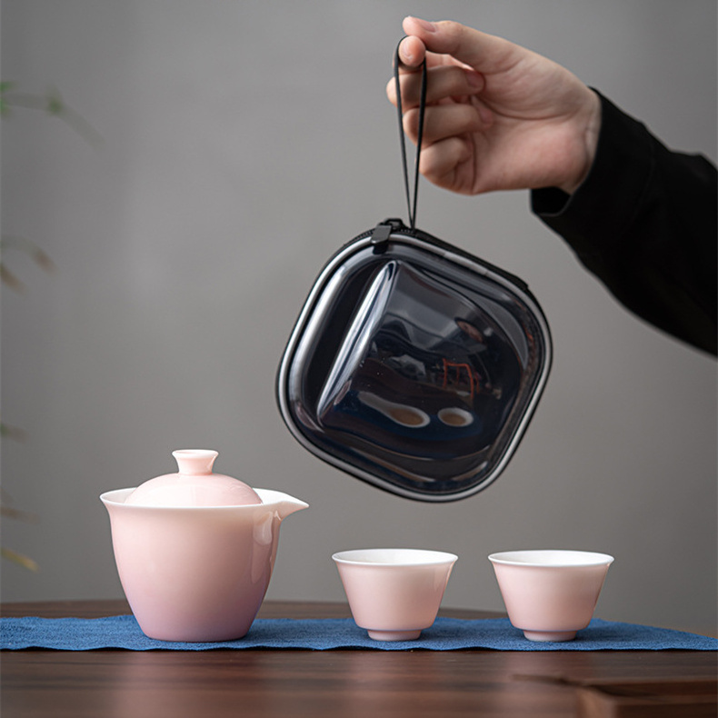 Light Pink All in One Gift Bag Tea Maker and Infuser Porcelain Chinese Gongfu Tea Set Portable Teapot Set Outdoor Tea Cup Set