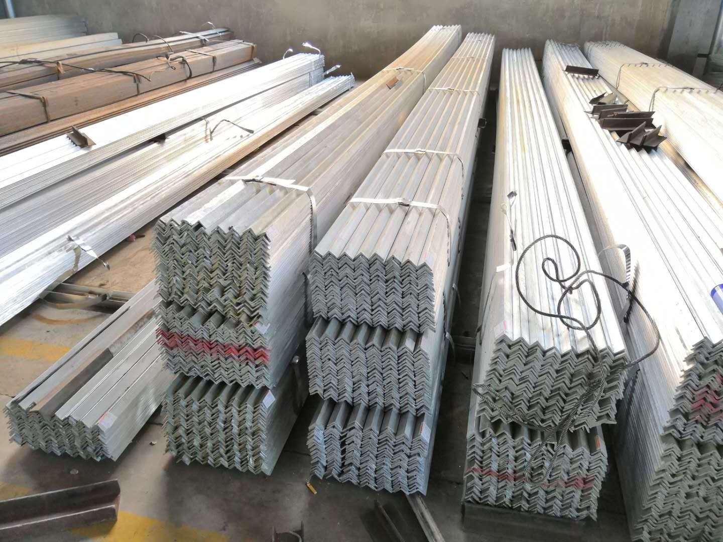 Supply Q395 ss400 price stainless steel angle bar 30x30x5 and 60x60x6mm