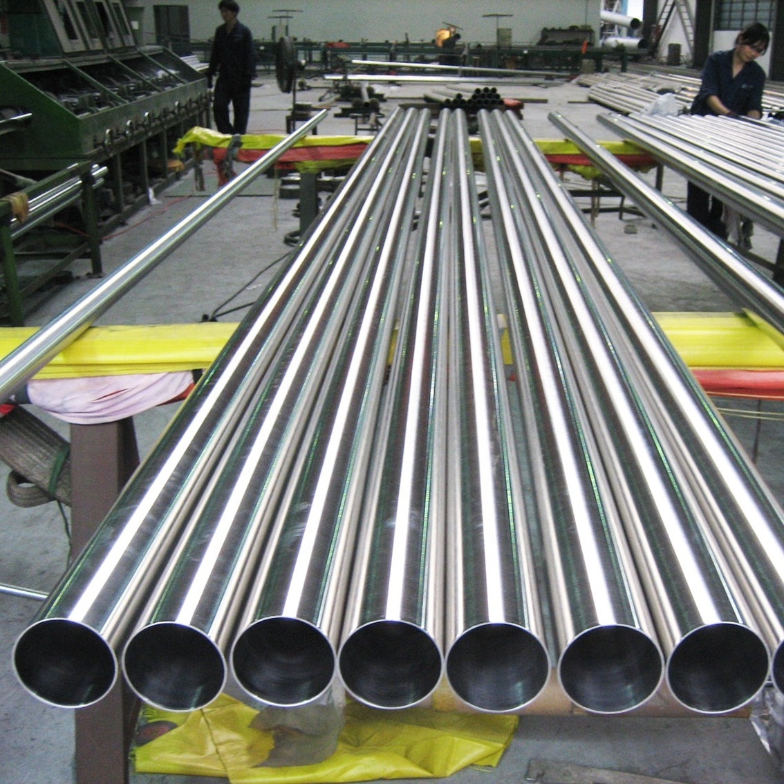 corrugated pipe 201grade 304 stainless steel pipe for balcony railing prices310 316 316l 304l 2205