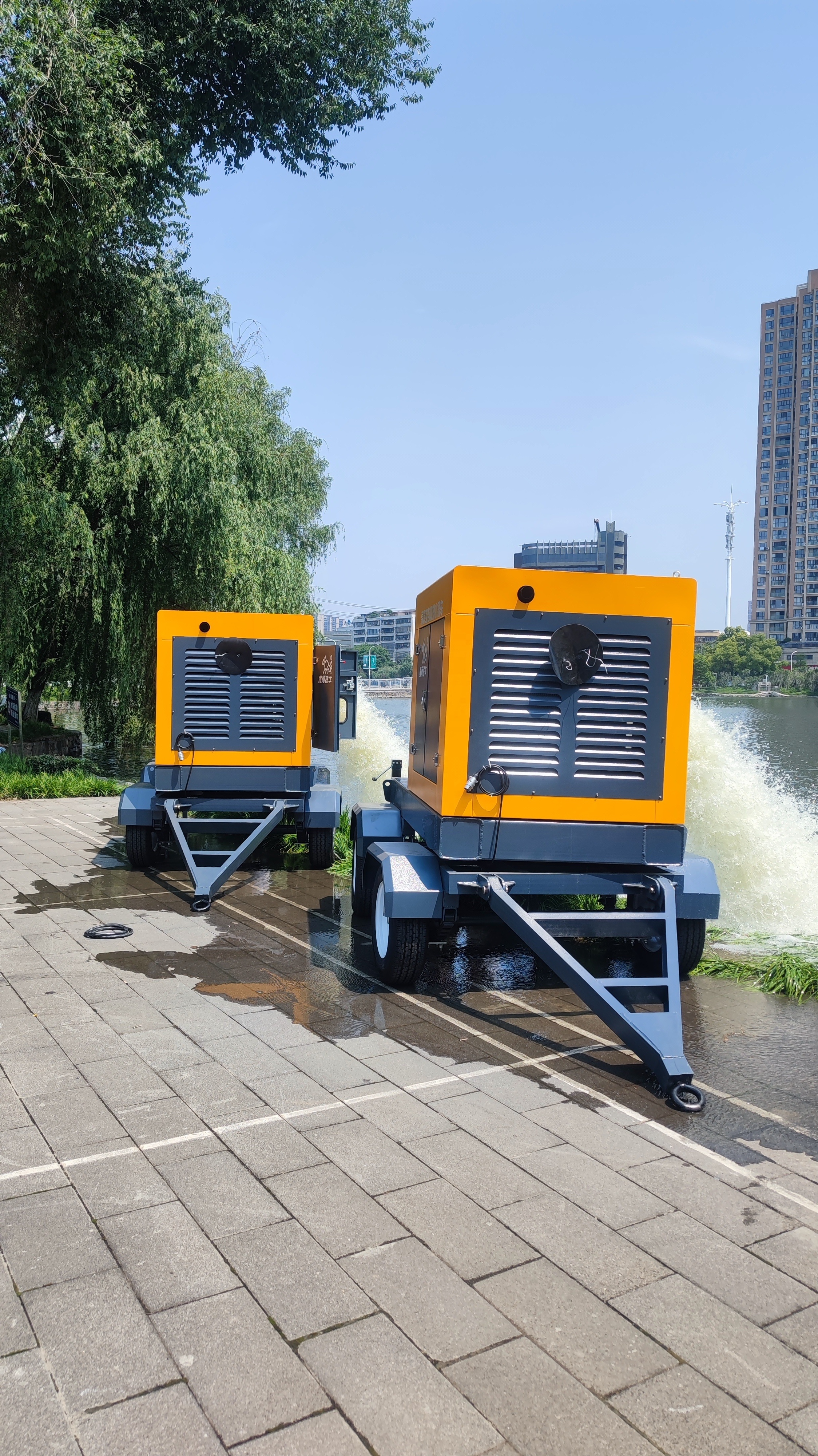 Portable flood control and drainage diesel engine self suction pump