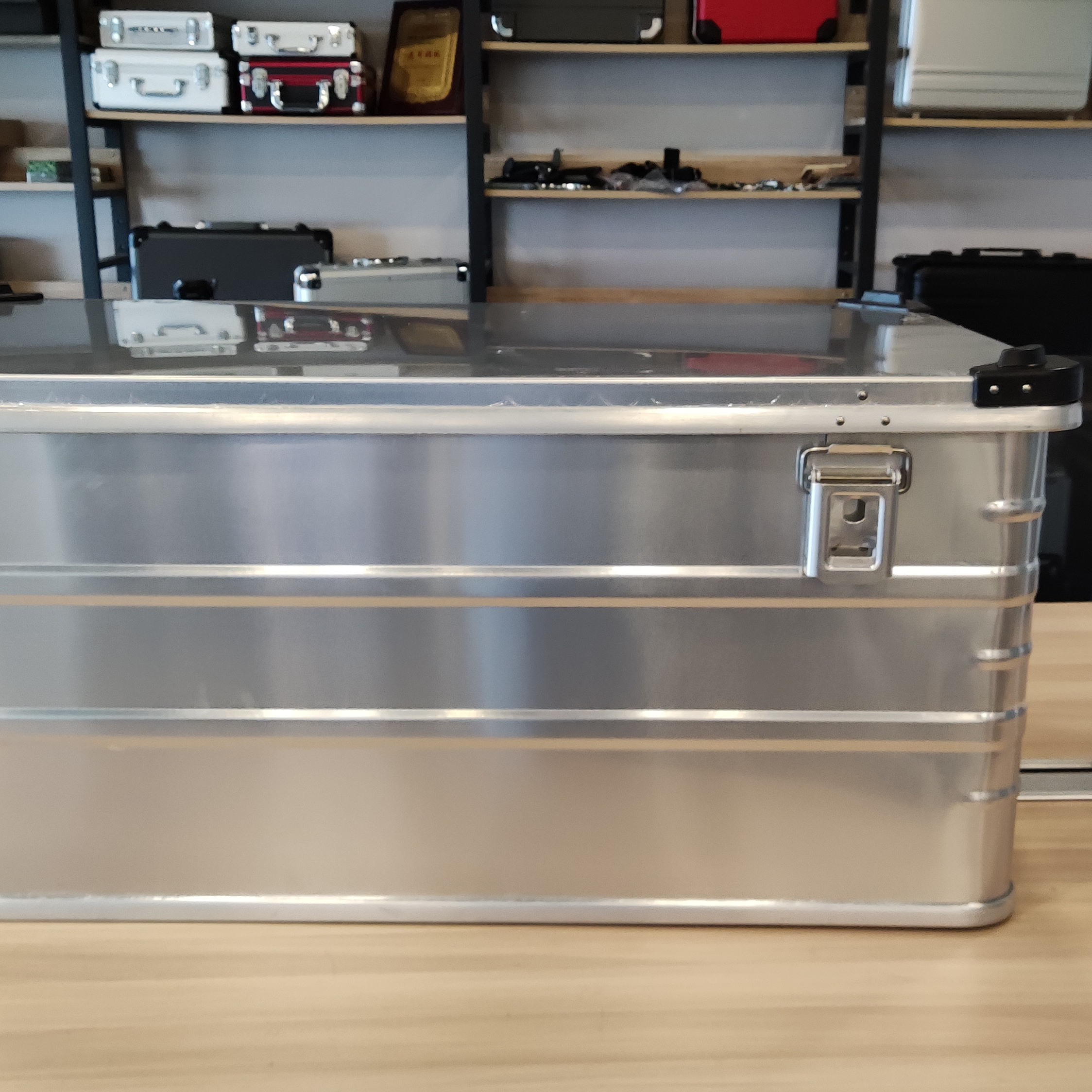 OEM Silver Aluminum Storage Small Aluminum Transportation Box with custom size