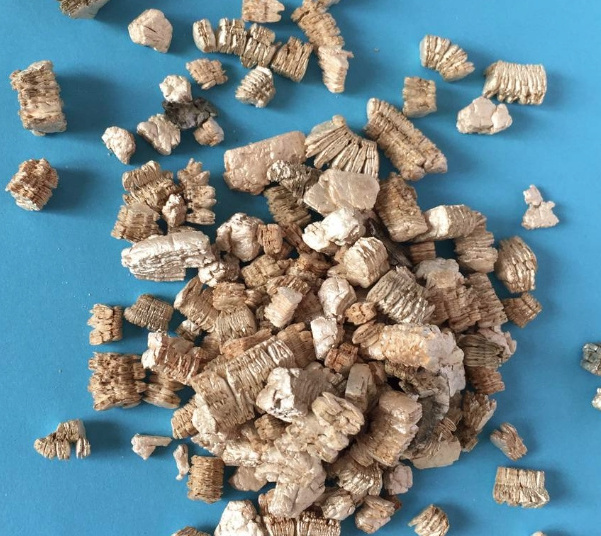 Vermiculite High Quality Unexpanded Crude Raw Vermiculite Vermiculit-supplier Medium Grind