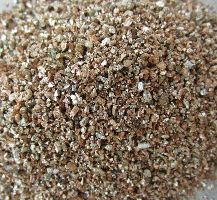 Vermiculite High Quality Unexpanded Crude Raw Vermiculite Vermiculit-supplier Medium Grind