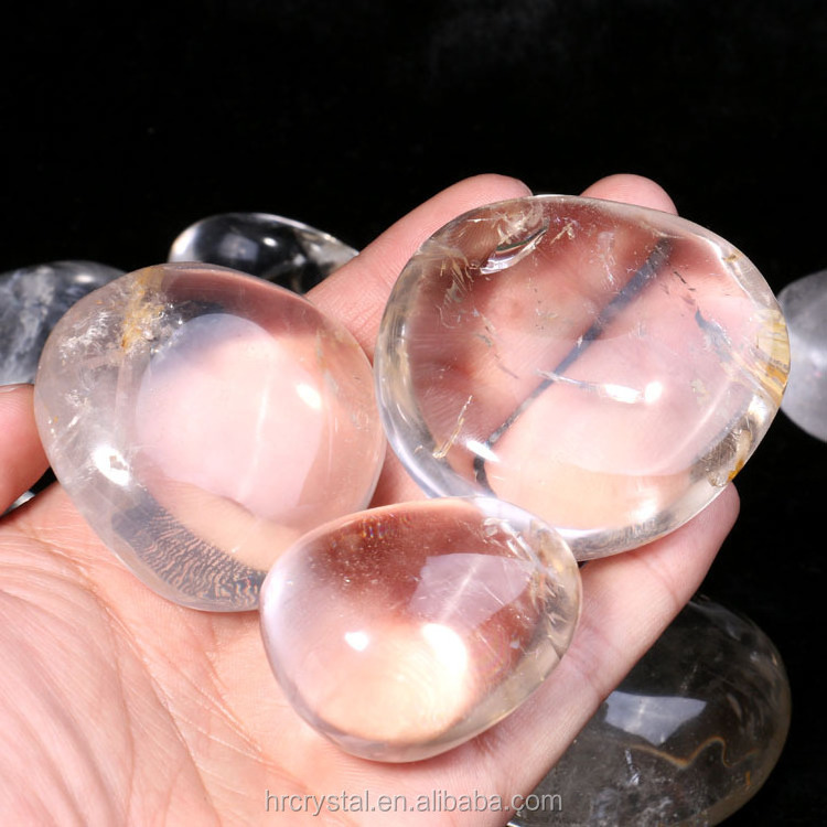 Wholesale Healing Gemstone Smooth Clear Quartz Crystal Palm Stone for Decoration