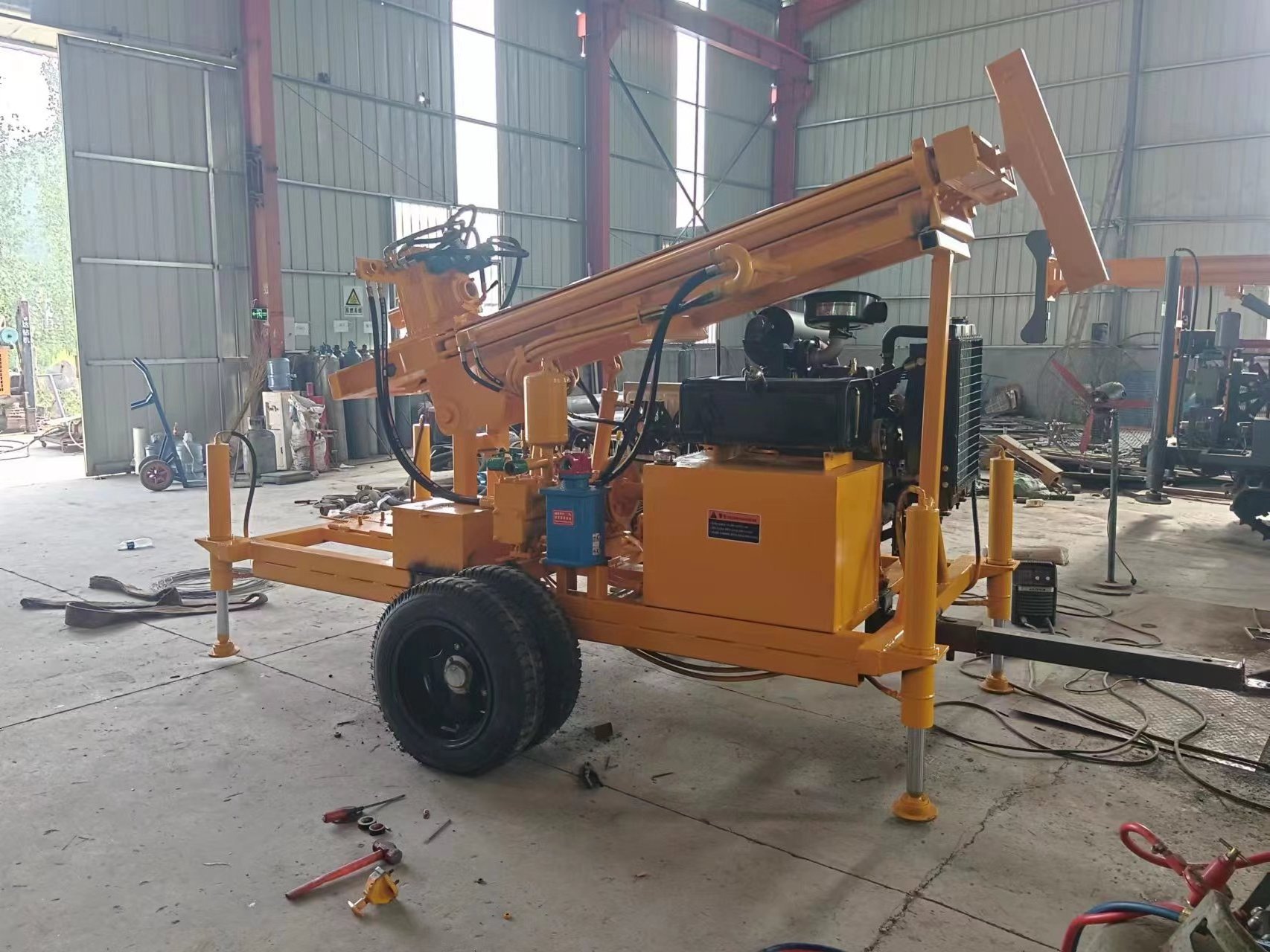 Dual function water gas rock drilling water well drilling rig