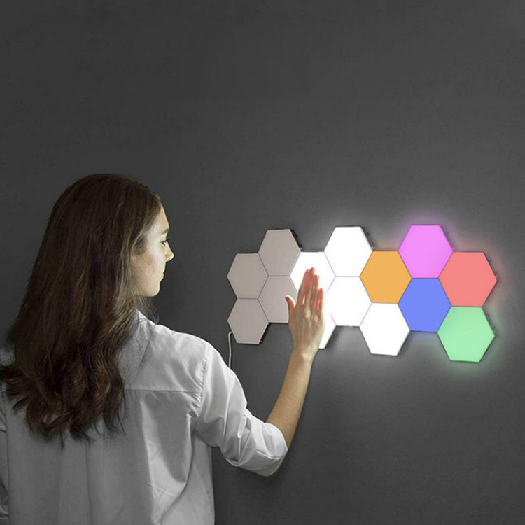 Battery Powered Remote Control DIY Wall Touch Sensor 6 Piece RGB Honeycomb Smart Led Hexagon Night Light