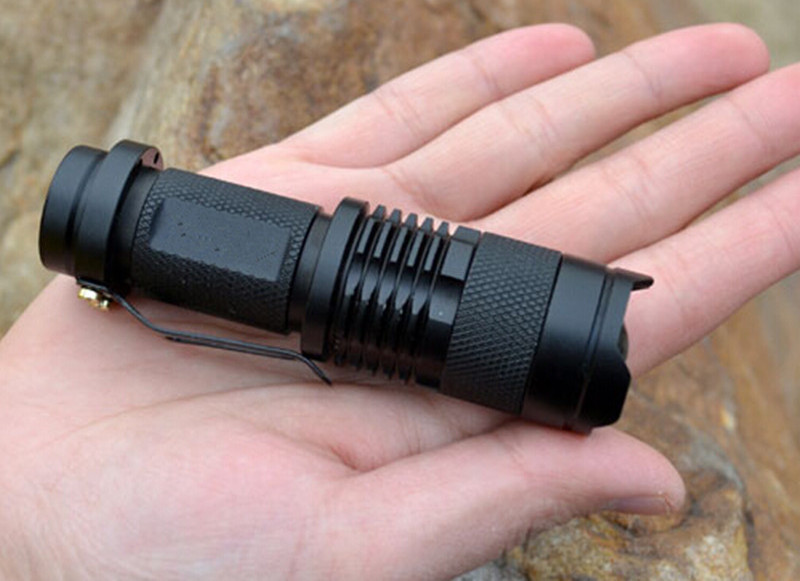 Adjustable Focus Mini Q5 LED Flashlight Torch Zoomable Bike Headlight Front Light