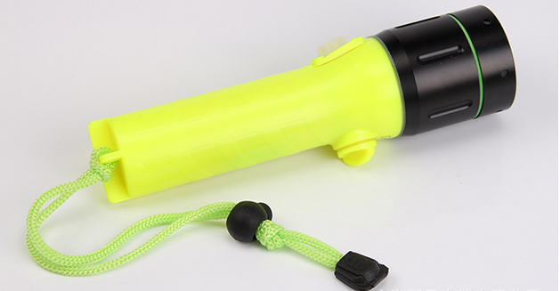 T6 LED diving powerful led flashlight