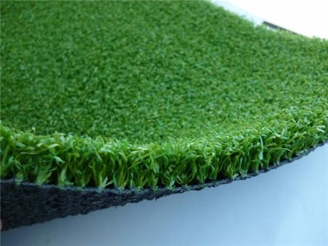 Wholesale cheap Football landscape artificial turf, Garden Decoration Green Soft Artificial Grass