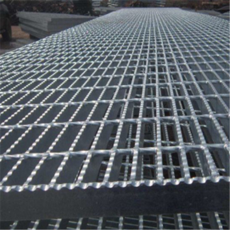 G325 Best Price Skid Resistance heavy duty Heavy Duty Platform Serrated Steel Grating