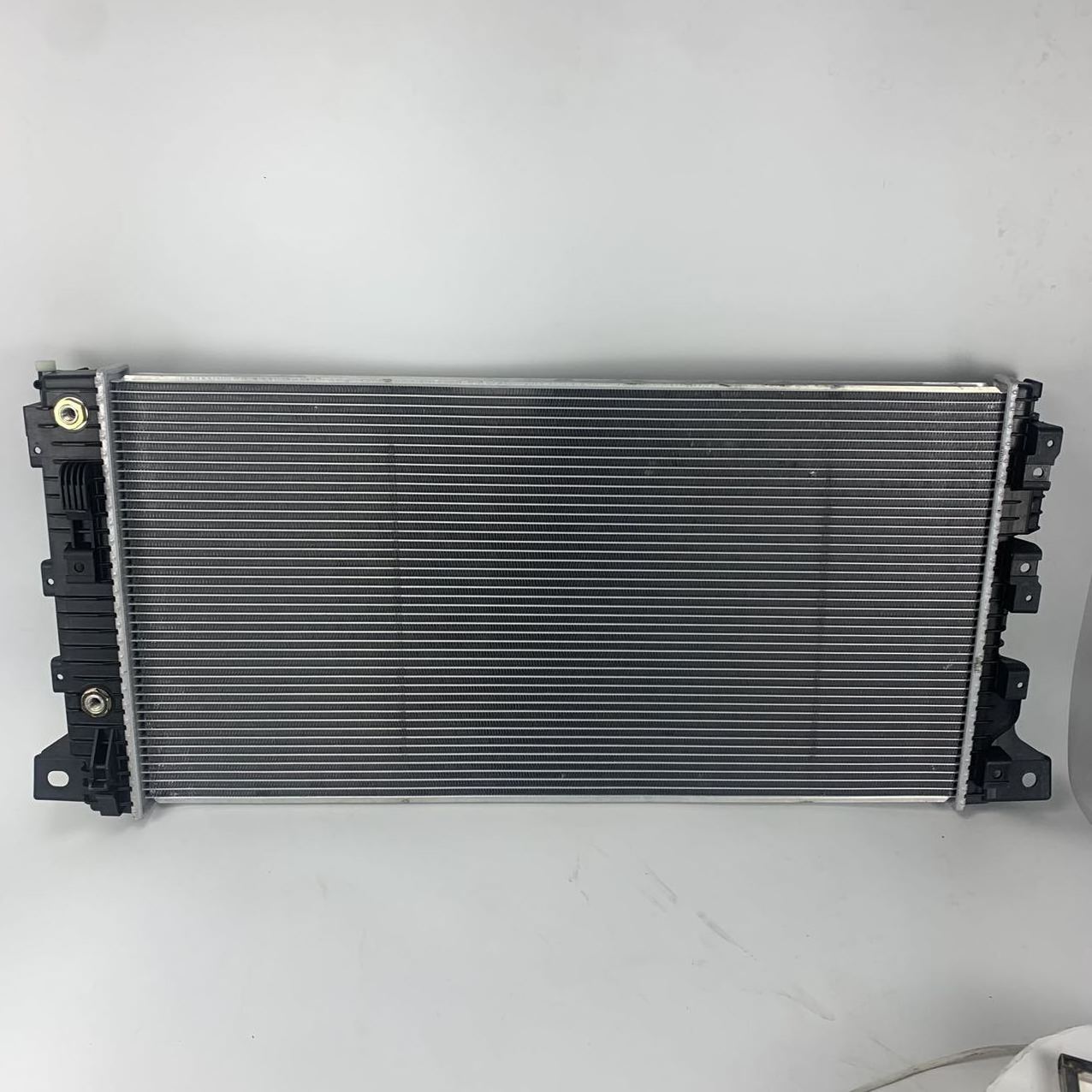 Auto radiator car radiator pa66 gf30 plastic aluminum for F150 2.7L V6/3.5L V8 ,OEM:BC3Z-8005-E/FL3Z-8005-A