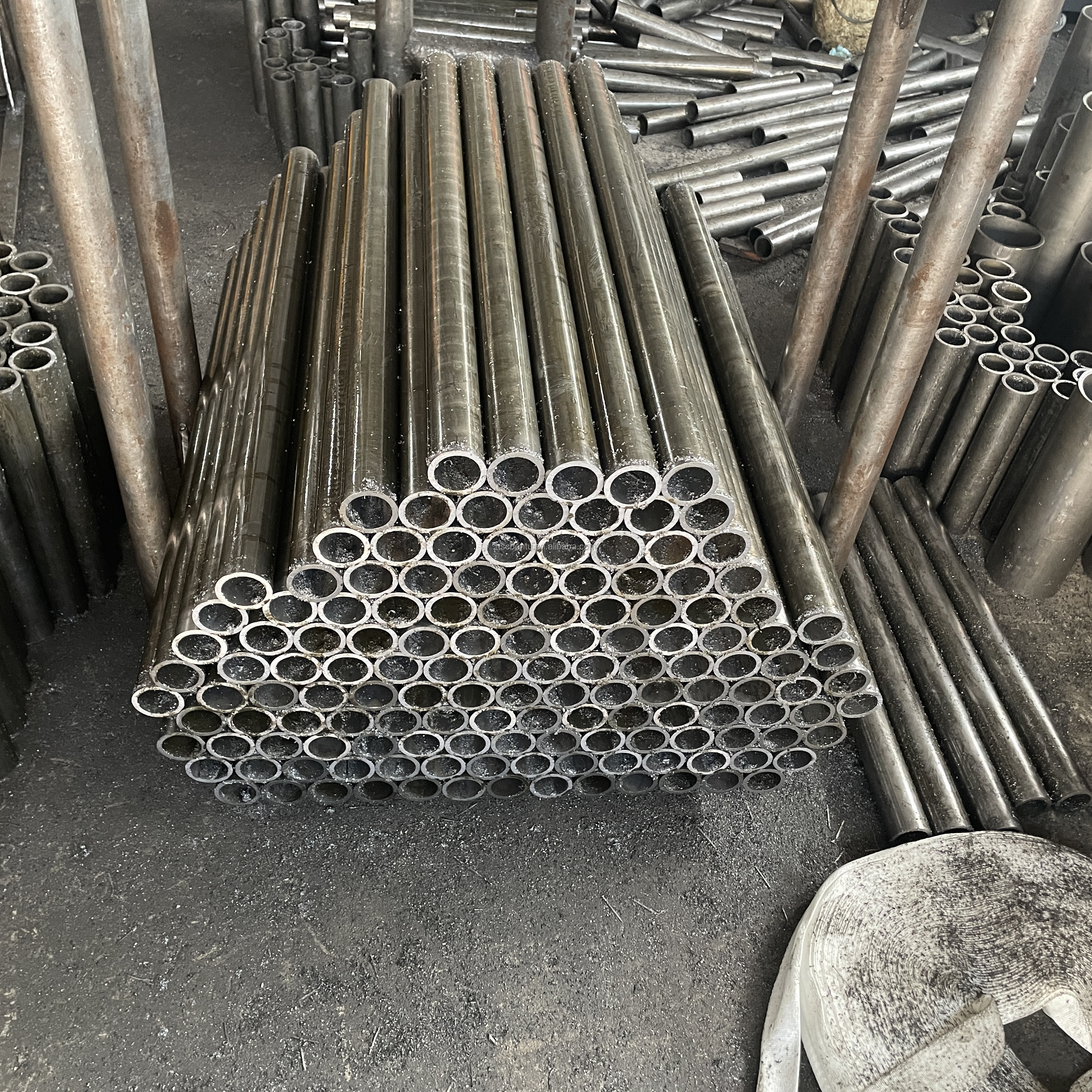 Precision Seamless Steel Pipe Hydraulic Cylinder Honed Tube Precision Seamless Steel Pipe