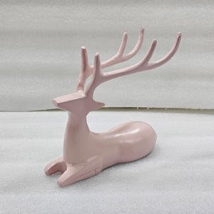 Aluminum Reindeer Figurine sitting pink  Color Sculpture Small Size For Christmas Decoration Supplies for home decoration