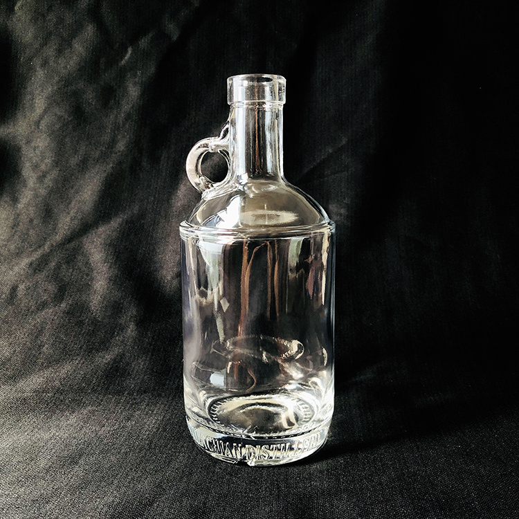 High Quality Moonshine Jugs Empty Spirit Glass Bottle for Liquor With Handle