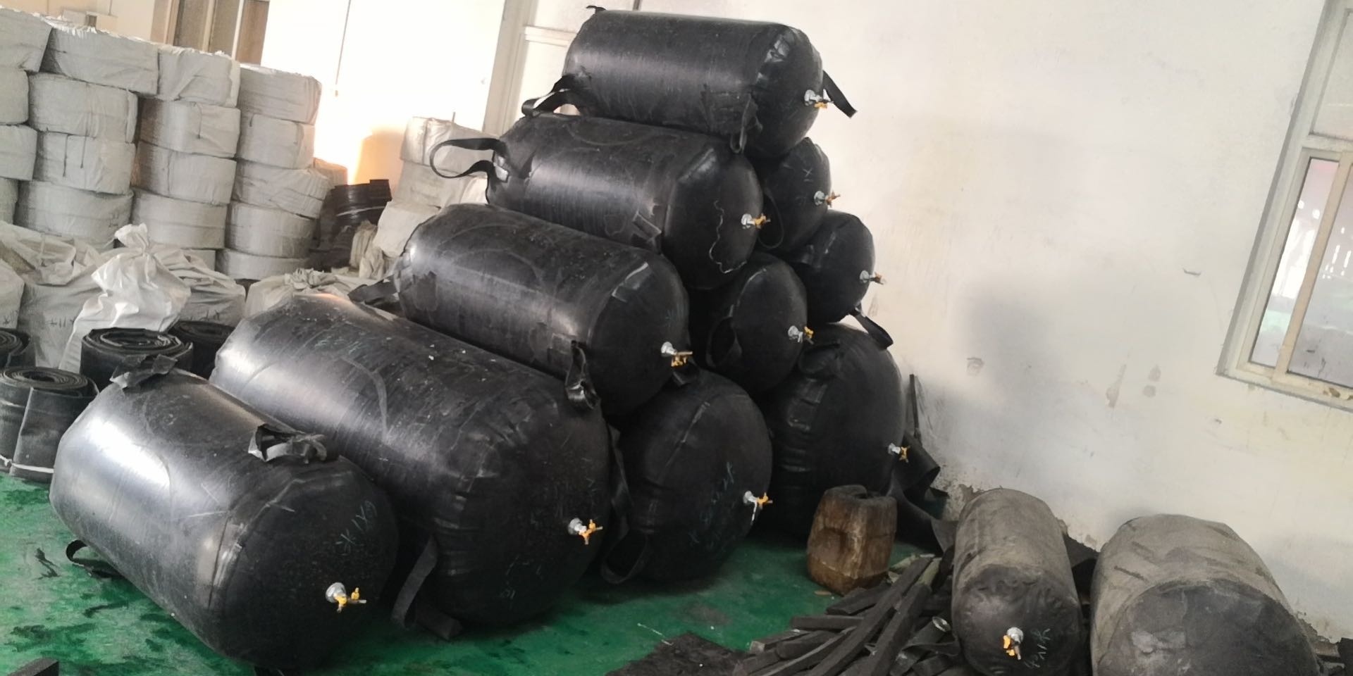 Quality durable inflatable engineering rubber air bladder for precasting formwork culvert