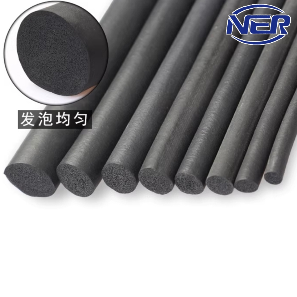 Foamed EPDM rubber sealing strip Low density foam silicone sealing strip Soft silicone rubber foam strip