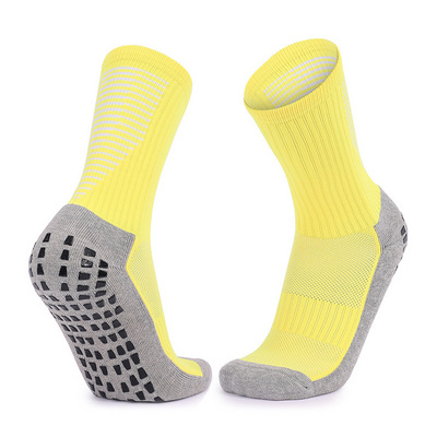 Wholesale custom performance sports non-slip athletic soccer grip socks anti slip football socks for men