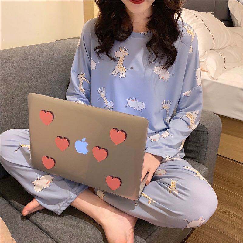 2023 Spring and Autumn Milk Silk Pajamas Women's Comfortable Home Furnishings Can be Outworn Spring and Autumn Long sleeved Set