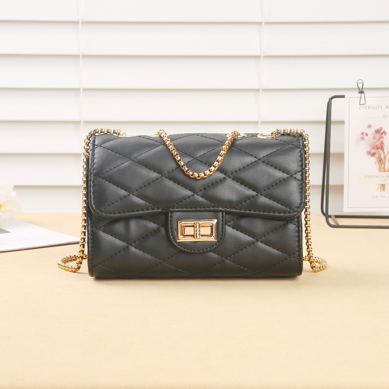 Factory customized chain small golden ball button switch women's shoulder bag fashion item