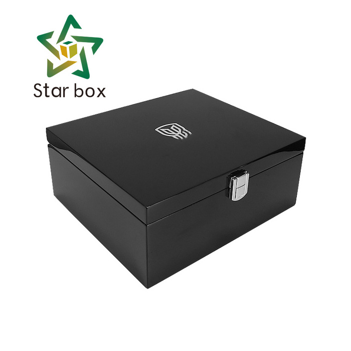 Luxury piano black glossy lacquer wooden watch gift box for 6 watches display