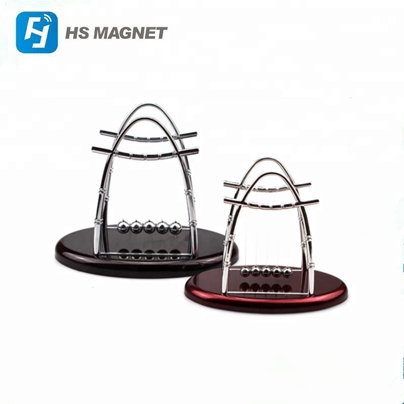 Magic Physics balance Swinging Magnetic Sculpture Spheres Newtons Cradle