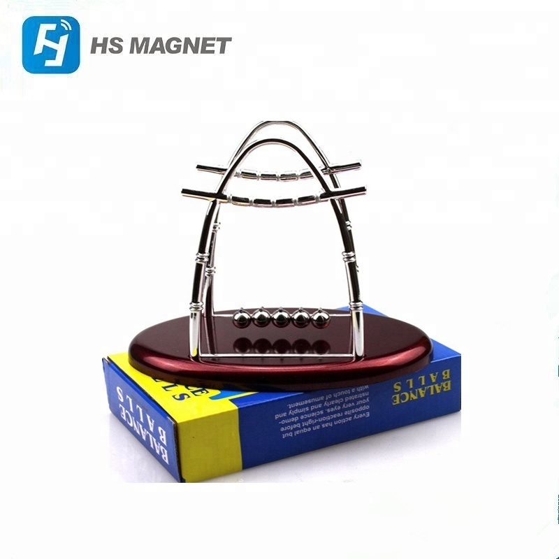 Magic Physics balance Swinging Magnetic Sculpture Spheres Newtons Cradle