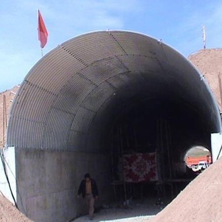 Galvanized corrugated steel culvert pipe used for underground draining off water