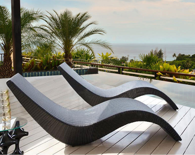 Outdoor Beach Rattan Sun Chaise Lounge Chair For Garden And Pool