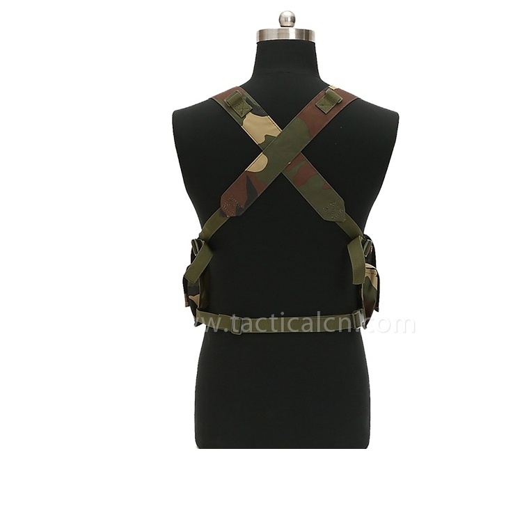 Outdoor adventure magazine pouch tactical chest rig vest