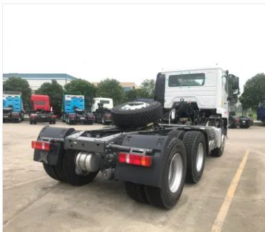 Chinese Price Heavy duty New Sinotruk HOWO N7 Tractor Head 6X4 11Wheeler Tires 480Hp Euro3 Man Engine ZDF Gear Box Tractor Truck