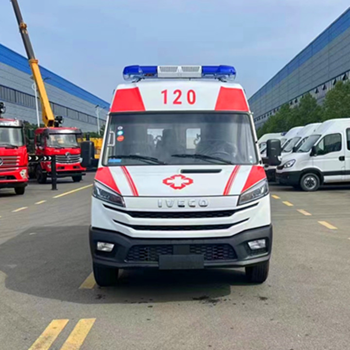 Iveco ICU Ambulance 130HP Euro 5  Monitoring ambulance  Custom ambulance